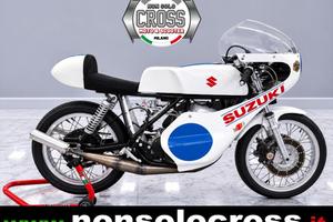 SUZUKI TITAN 500 PISTA