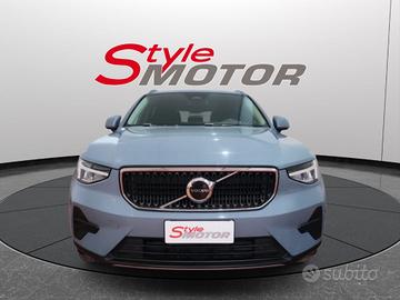 VOLVO XC40 B3 automatico Business MHEV Certifica