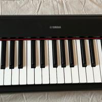 Yamaha NP12 Piaggiero