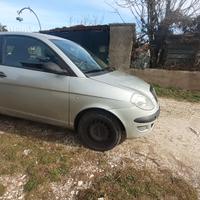 Lancia Ypsilon