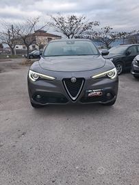 Alfa Romeo Stelvio 2.2 Turbodiesel 210 CV AT8 Q4 B