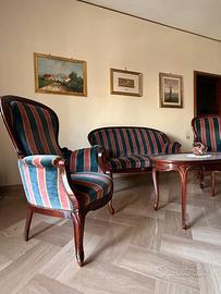 Salottino classico vintage in legno – divano, 2 po