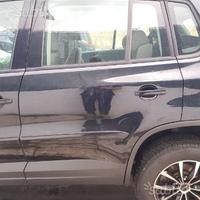 Porta posteriore sinistra Volkswagen Tiguan 2011