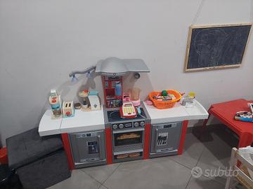 cucina attrezzata per bambini