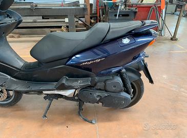 pezzi di ricambio Yamaha majesty 125