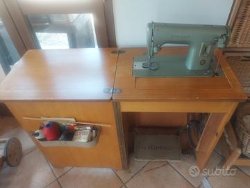 Macchina da cucire vintage Singer 194M