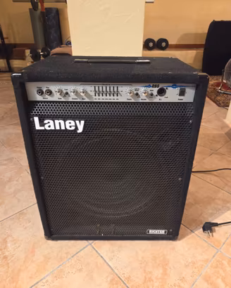 Amplificatore Basso Laney RB8