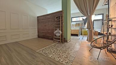 NEGOZIO A BUSSOLENGO