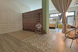 NEGOZIO A BUSSOLENGO