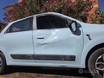 Renault Twingo Elettrica Sinistrata