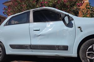 Renault Twingo Elettrica Sinistrata