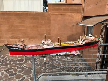 Nave radiocomandata legno r/c navigante