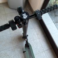 Monopattino elettrico acer