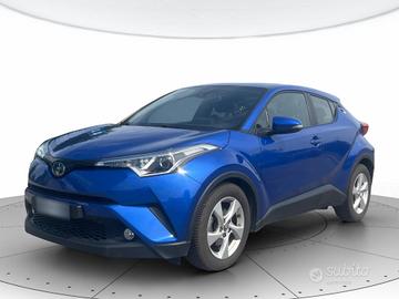 TOYOTA C-HR 1.8h Active 2wd e-cvt