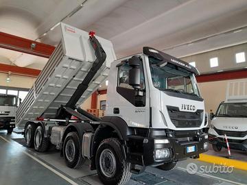 IVECO TRAKKER 8X4 AT410T50 SCARRABILE 30 TON