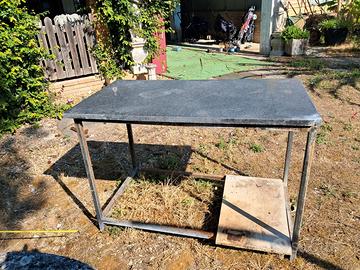 tavoli in marmo per pizzeria