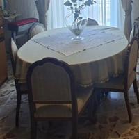Tavolo con 5 sedie classico