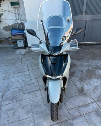 Honda SH 125 (2024) – Grigio Nardò