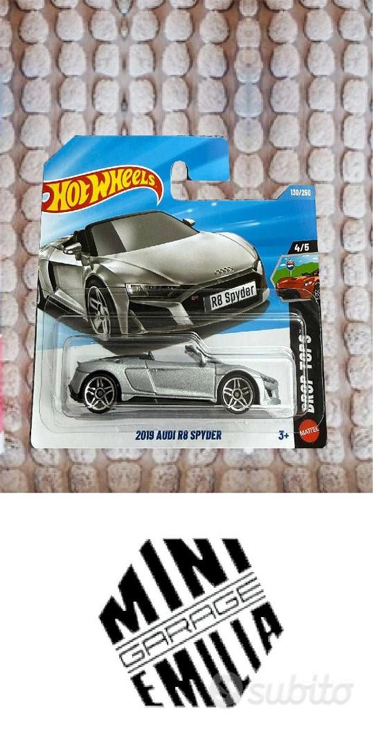 HOT WHEELS AUDI R8 SPYDER GRIGIA 1/64 - Collezionismo In vendita a Bologna
