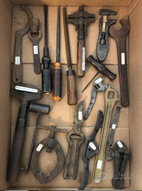 18 Utensili attrezzi antichi ‘800