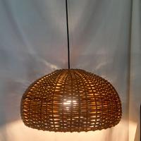 Lampada a sospensione costituita da paralume in st