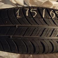 GOMME AUTO