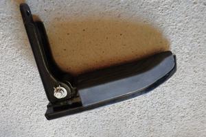 Poggiapiedi sinistro per piaggio mp3 400 hpe 2021