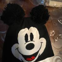 Cappello con pon pon Disney