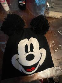 Cappello con pon pon Disney