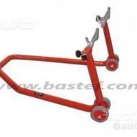 Cavalletto bastef posteriore con attacchi a V