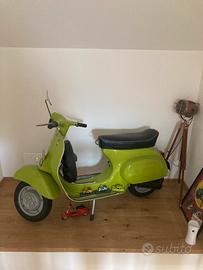Vespa 50 L 1968 FMI ORO