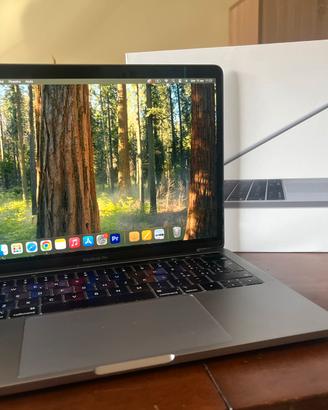 MacBook Pro 13’’ 2019 (con scatola)