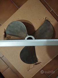 Elica per motore marino