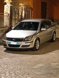 Opel Astra H 1.7 cdti 5p.