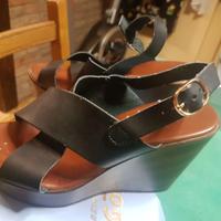 Sandalo in pelle con zeppa da donna n.38