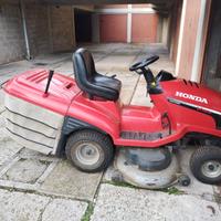 trattorino Honda tagliaerba