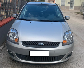 Ford Fiesta 1.2 5p benzina/metano