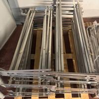 Arredamento negozio abbigliamento