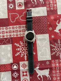 Smart watch collegabile al telefono