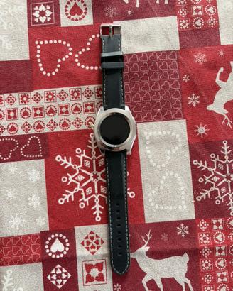 Smart watch collegabile al telefono