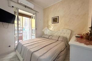 2 LOCALI A NAPOLI