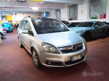 Opel Zafira 1.9 CDTI 120CV Cosmo 7 POSTI Tetto pan