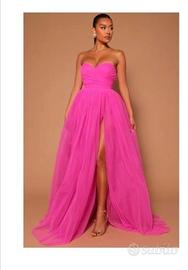 vestito elegante in tulle rosa 