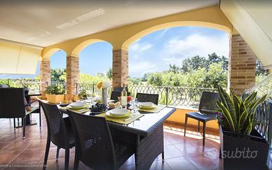 Villa Mistral, per 7 persone, Terrazza, BBQ, Wifi