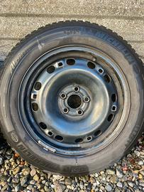 Cerchi VW polo gomme 185/60/15 M+S