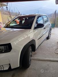 Grande panda ibrida come nuova 