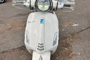 Vespa Piaggio Primavera 125
