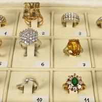 Anelli Vintage in oro 750 e pietre varie (3°serie)