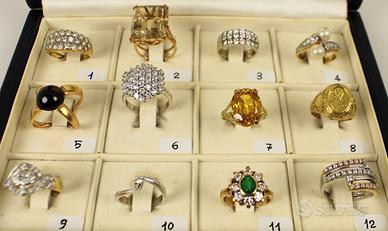 Anelli Vintage in oro 750 e pietre varie (3°serie)