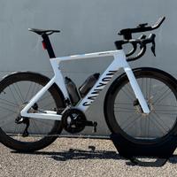 Canyon Aeroad CF SLX 7 Di2 M